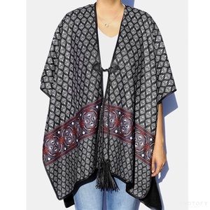 (One Size Fits All) Damask Print Tassel Ruana Wrap